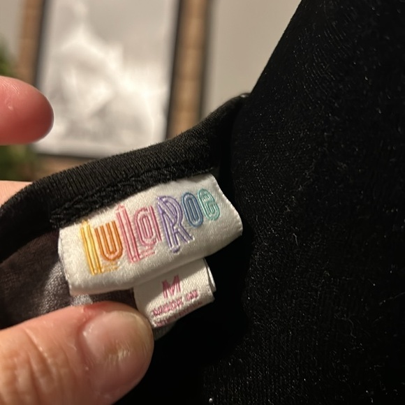 Lularoe Medium 3/4 top   E - Picture 6 of 6